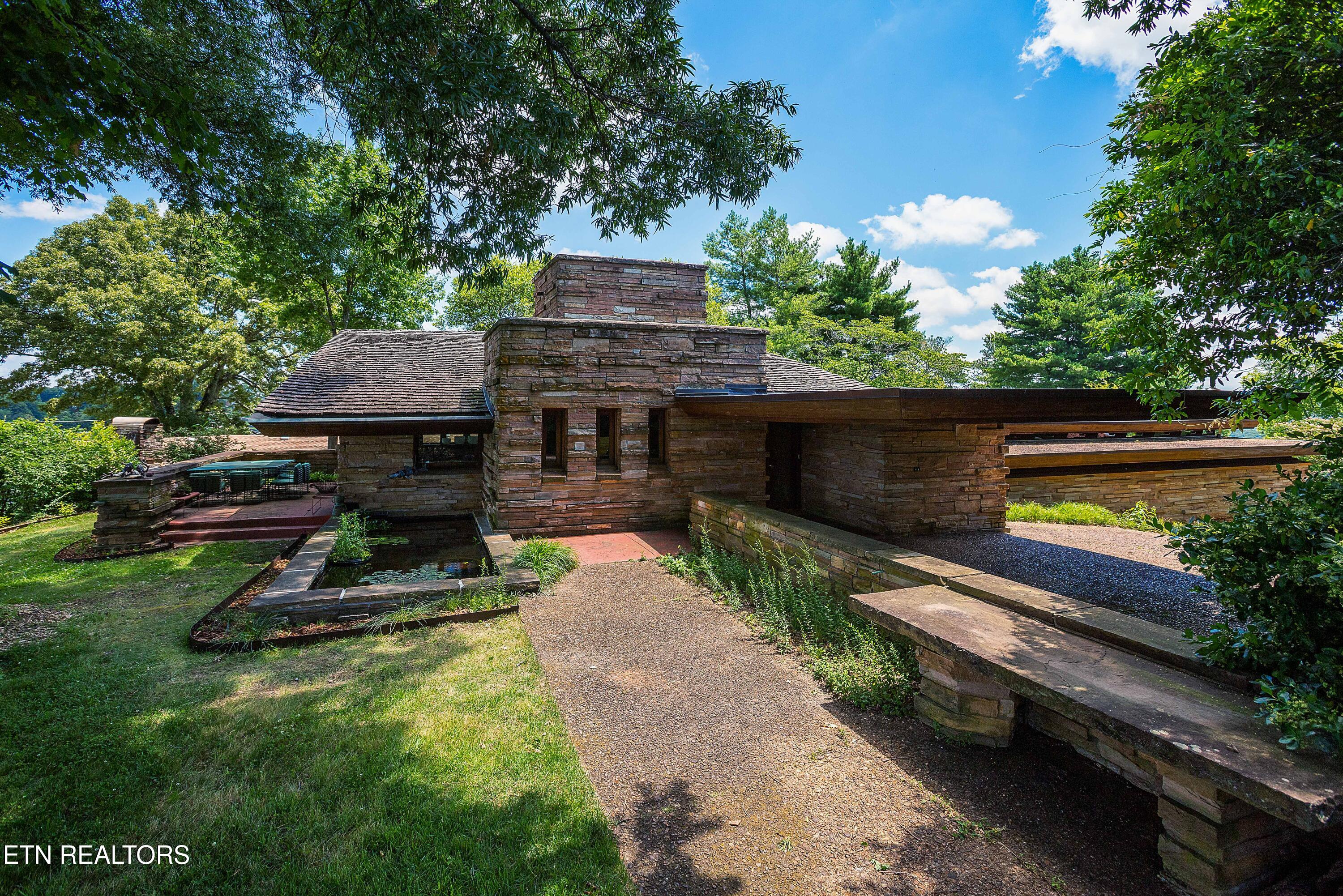 334 North Crest Road Chattanooga, TN 37404 - Photo 7 of 53 IMG_8663