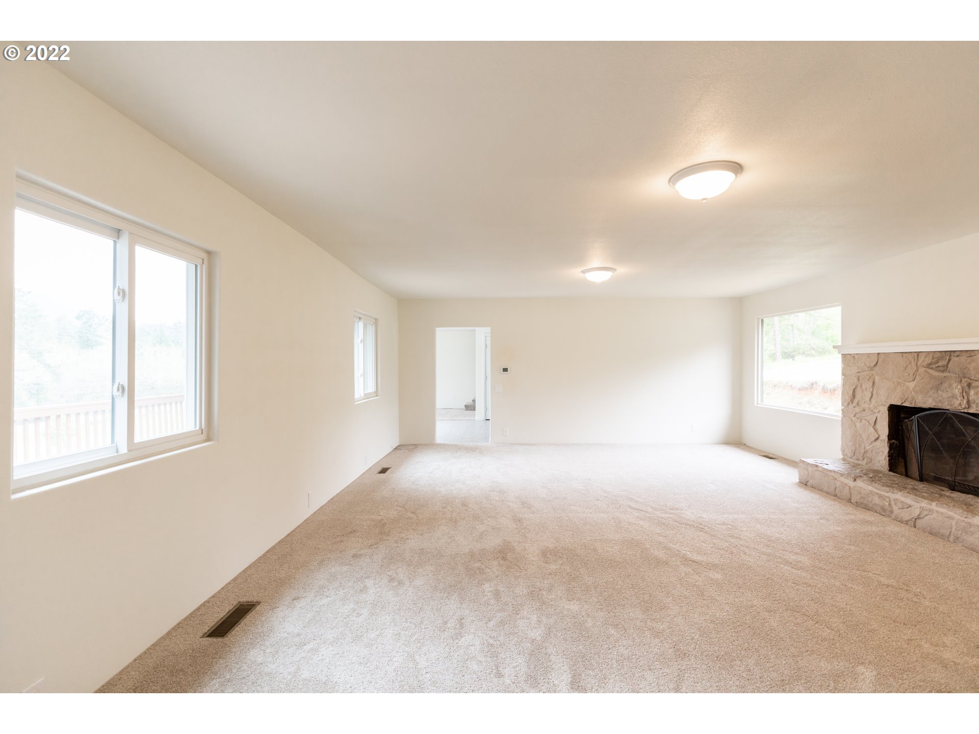 1137 Elgarose Road Roseburg, OR 97471 - Photo 13 of 32 Gallery Image 13
