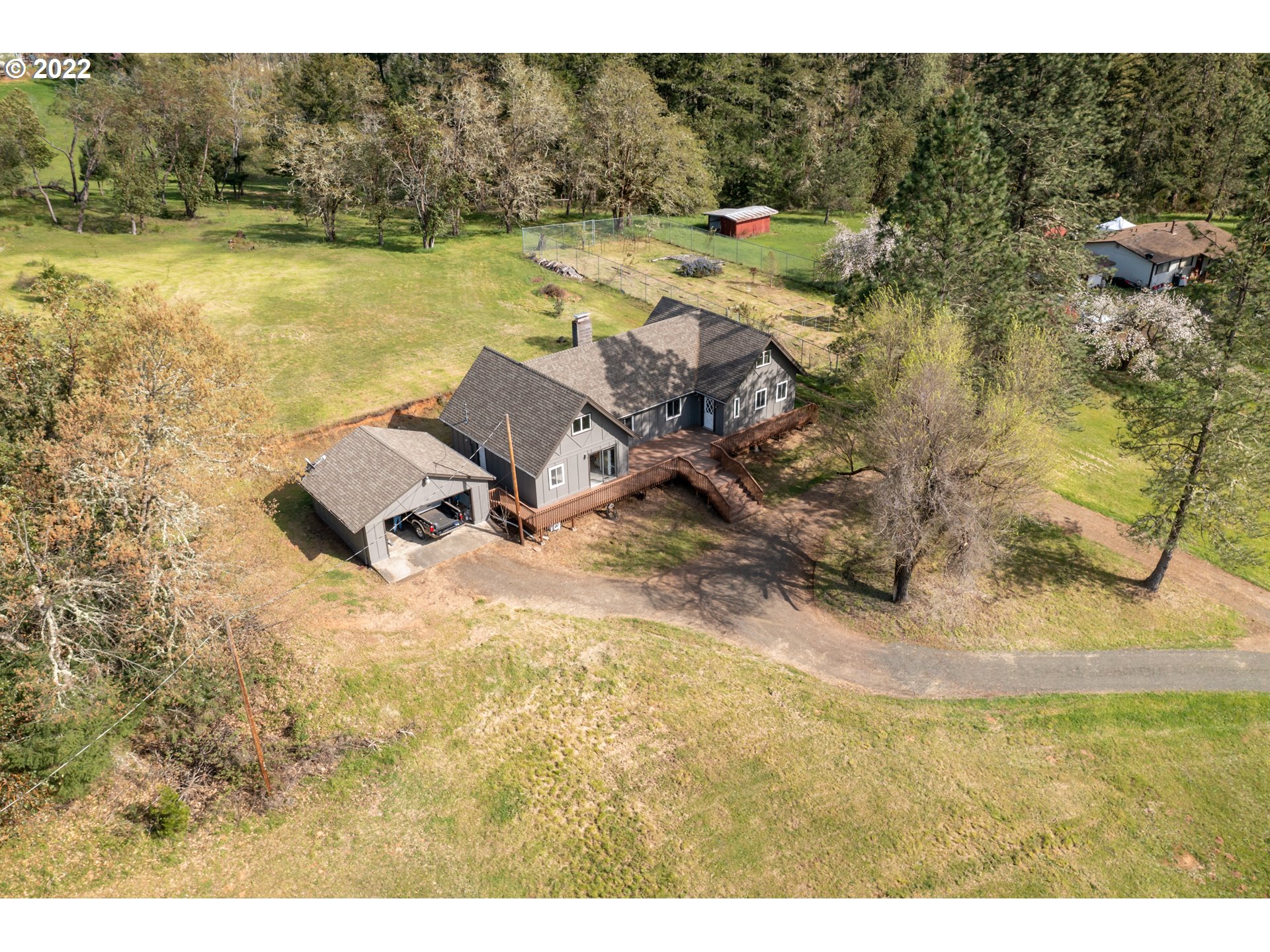 1137 Elgarose Road Roseburg, OR 97471 - Photo 4 of 32 Gallery Image 4