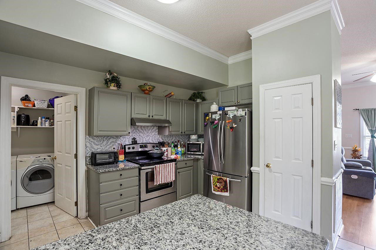 4305 Emmit Drive Raleigh, NC 27604 - Photo 8 of 35 Photo 8
