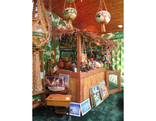 53 Countryside Road Newton, MA 02459 - Photo 15 of 27