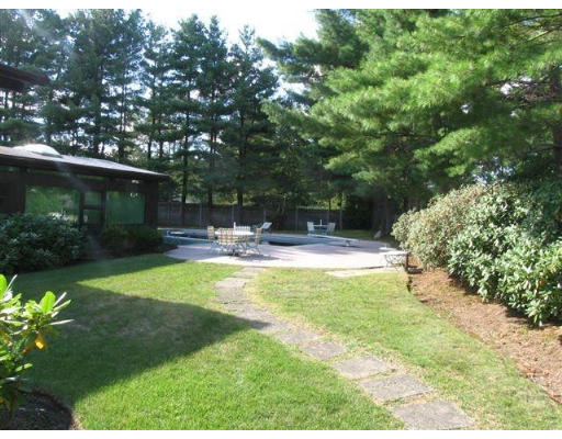 53 Countryside Road Newton, MA 02459 - Photo 20 of 27