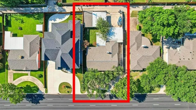 an aerial view of multiple house