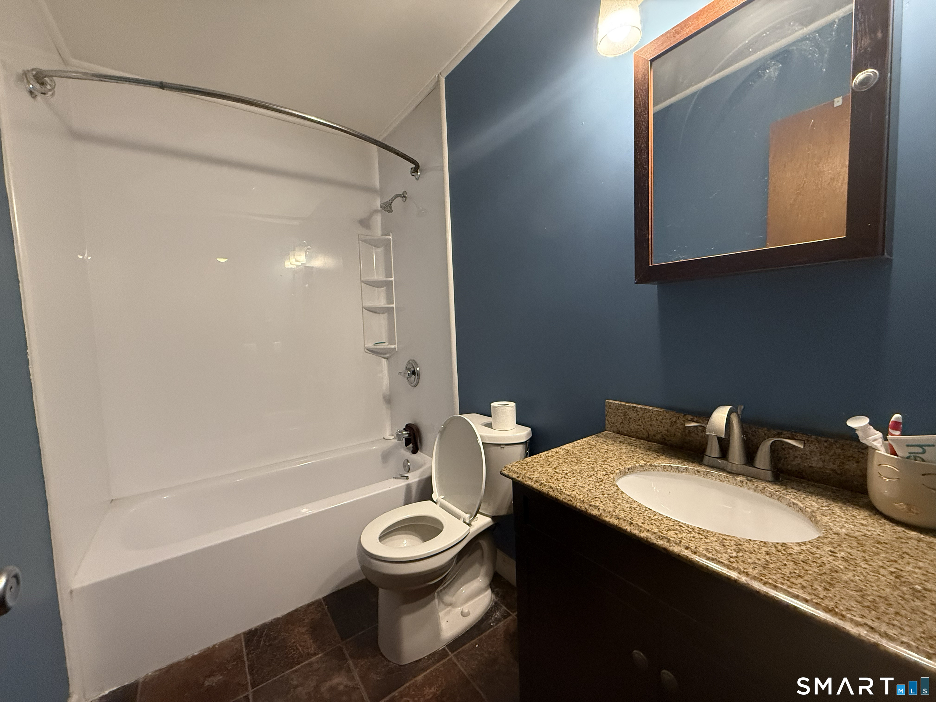168 Mulloy Road, Unit 2 Waterbury, CT 06705 - Photo 14 of 19 Gallery Image 14