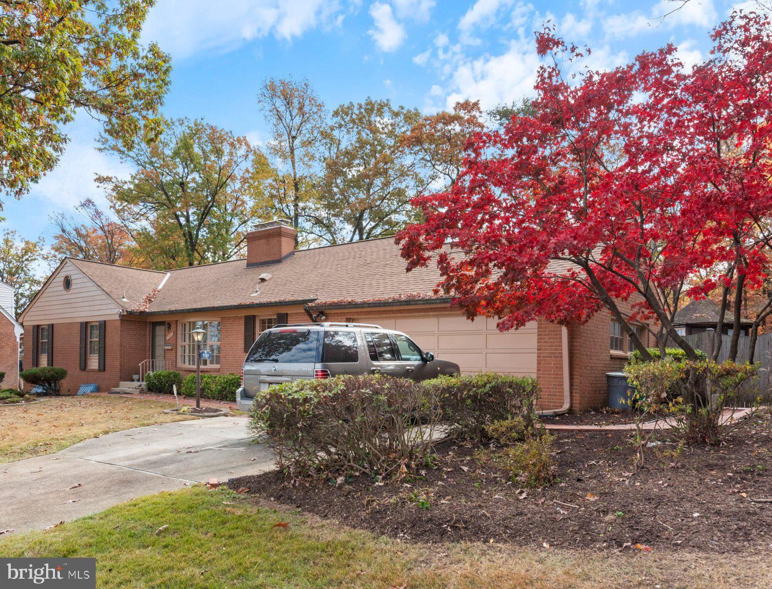 7107 Kempton Road Lanham, MD 20706 - Photo 3 of 27 Gallery Image 3