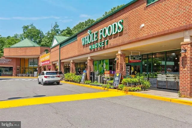 $6,250 | 7221 Hyde Road, Falls Church, VA 22043