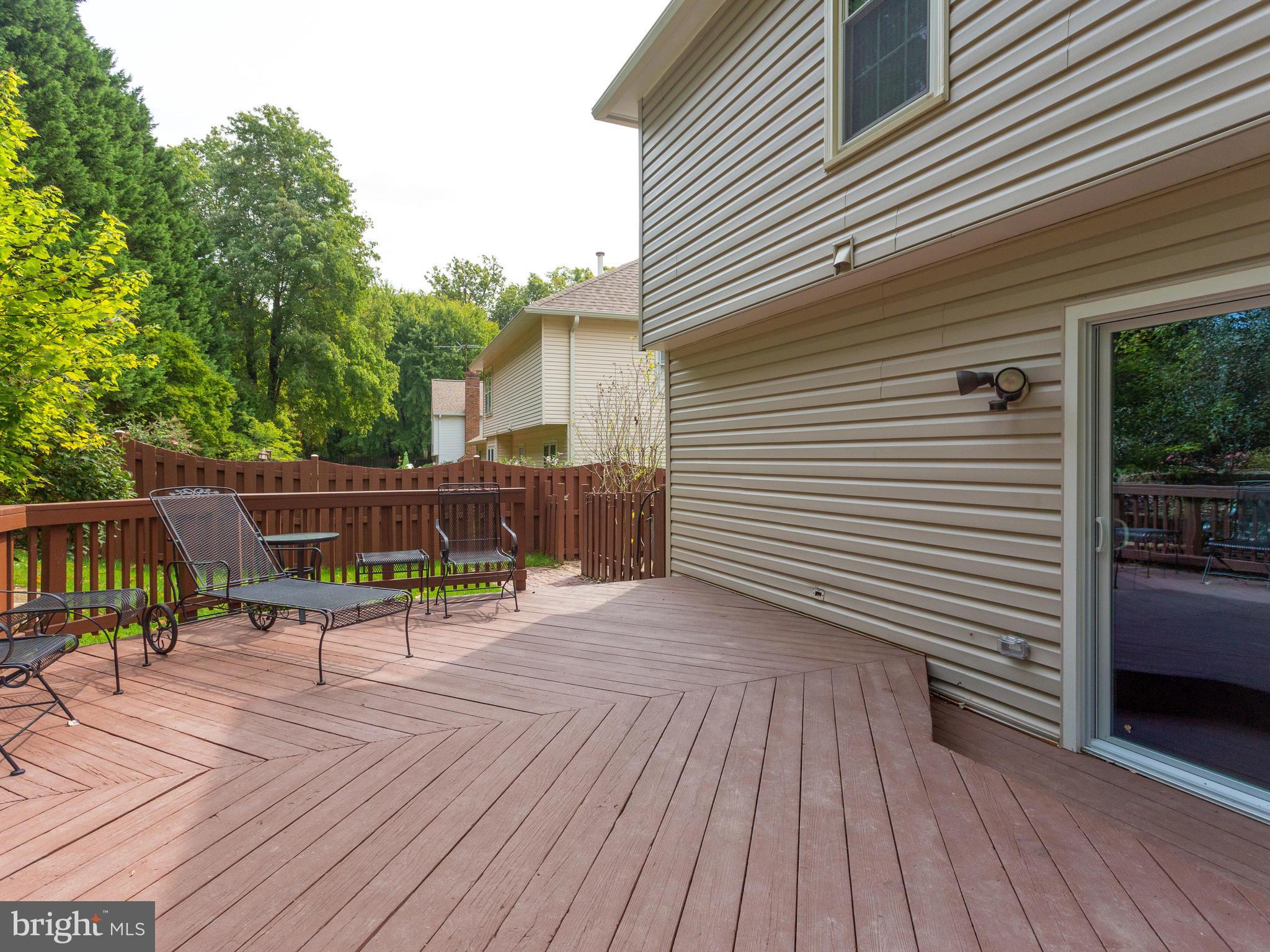 9212 Mac Swain Place Springfield, VA 22153 - Photo 27 of 30 Large deck off the family room
