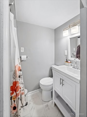 105 Mellbrook Road Bolingbrook, IL 60440 - Photo 12 of 22 Gallery Image 12