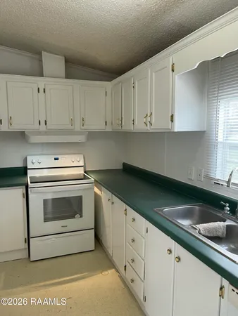 $1,000 | 114 Rendezvous, Unit B, Scott, LA 70583