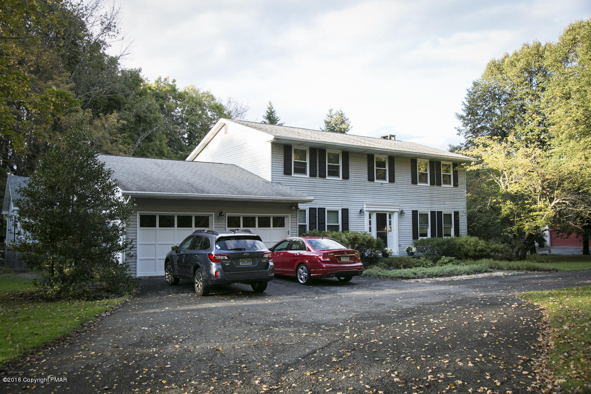 1642 Reish Road Stroudsburg, PA 18360 - Photo 3 of 59 100316dc003a