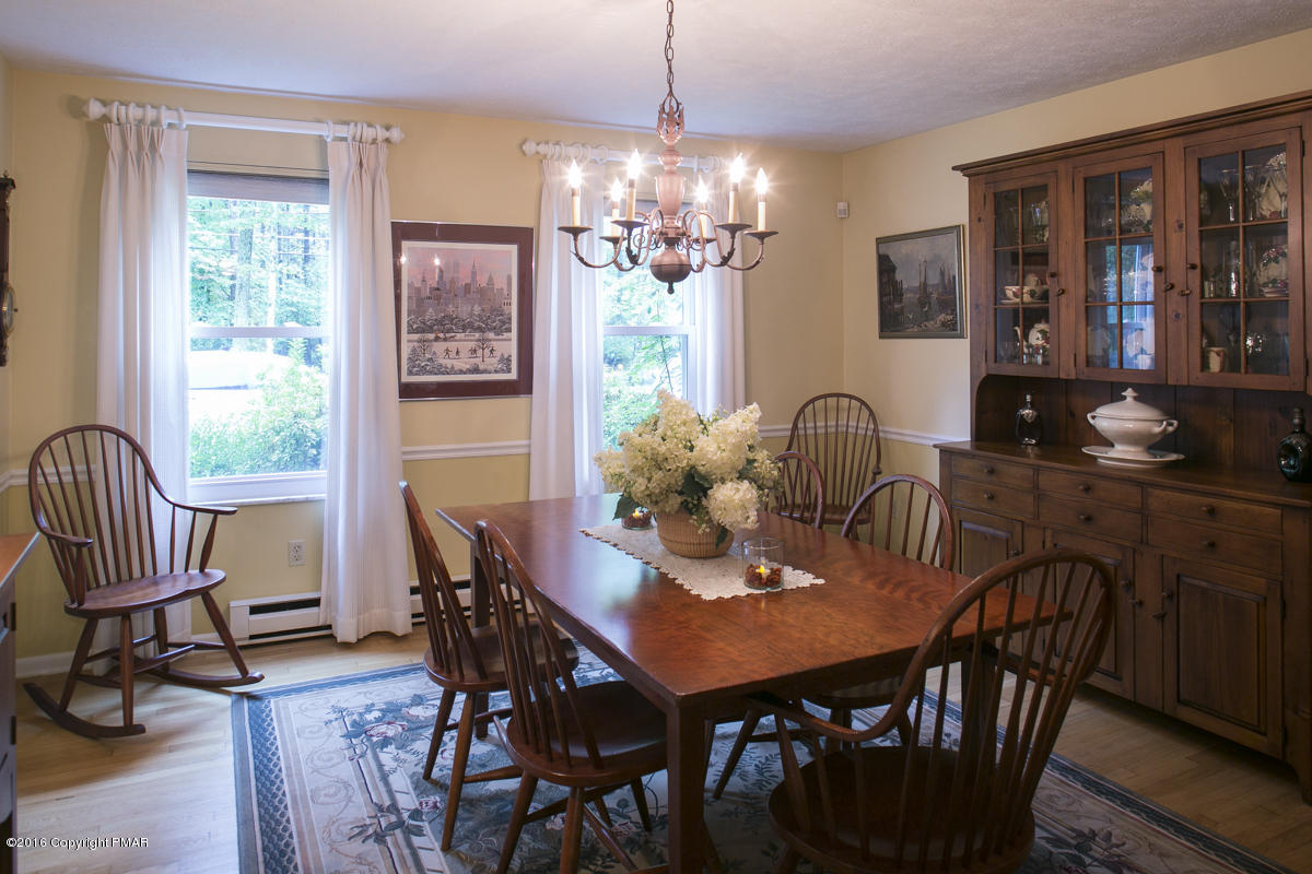 1642 Reish Road Stroudsburg, PA 18360 - Photo 7 of 59 Formal Dining