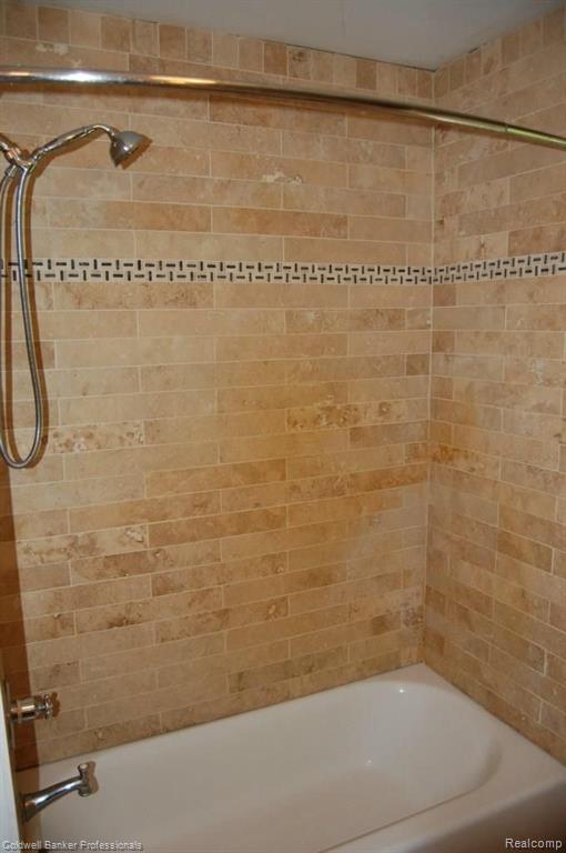 32860 Haverford Road Franklin, MI 48025 - Photo 14 of 29