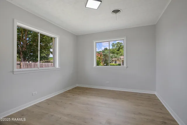 $175,000 | 303 Kathryn Street, New Iberia, LA 70560