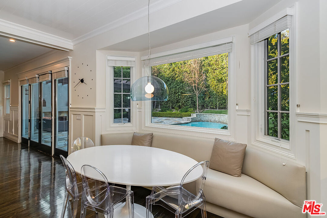 10161 Valley Spring Lane Toluca Lake, CA 91602 - Photo 16 of 44