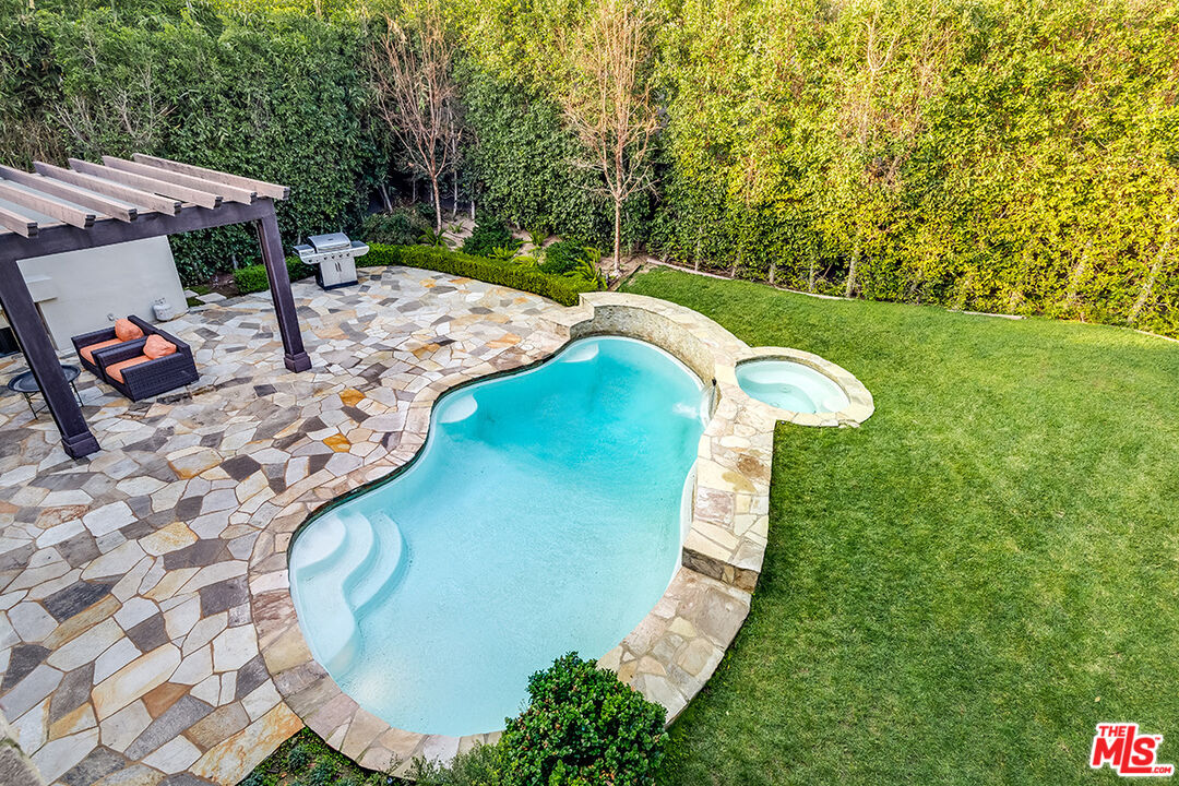 10161 Valley Spring Lane Toluca Lake, CA 91602 - Photo 31 of 44