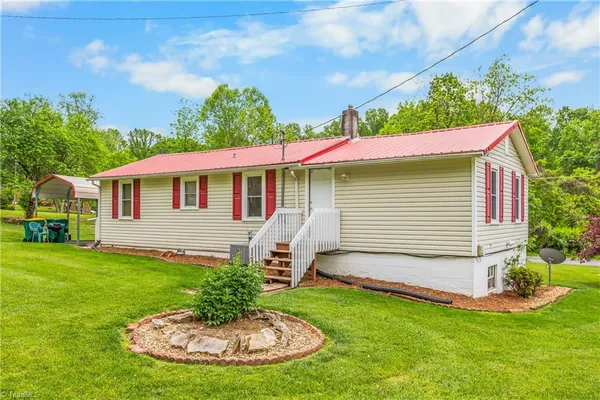 $199,000 | 103 Howard Street, Pilot Mountain, NC 27041