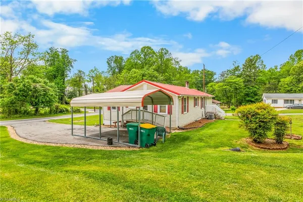 $199,000 | 103 Howard Street, Pilot Mountain, NC 27041