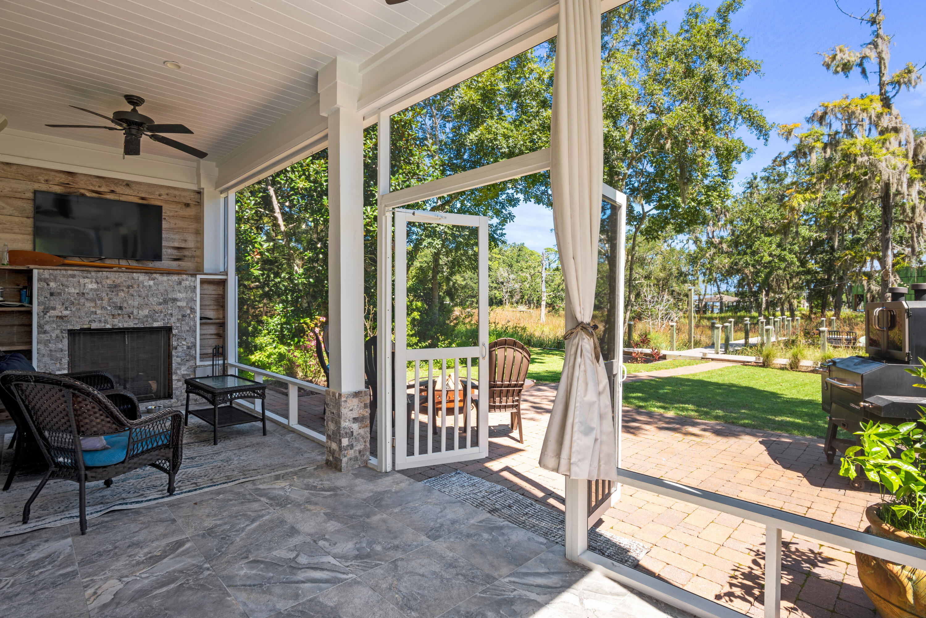 160 Rearden Way Santa Rosa Beach, FL 32459 - Photo 30 of 46 a view of a patio with backyard