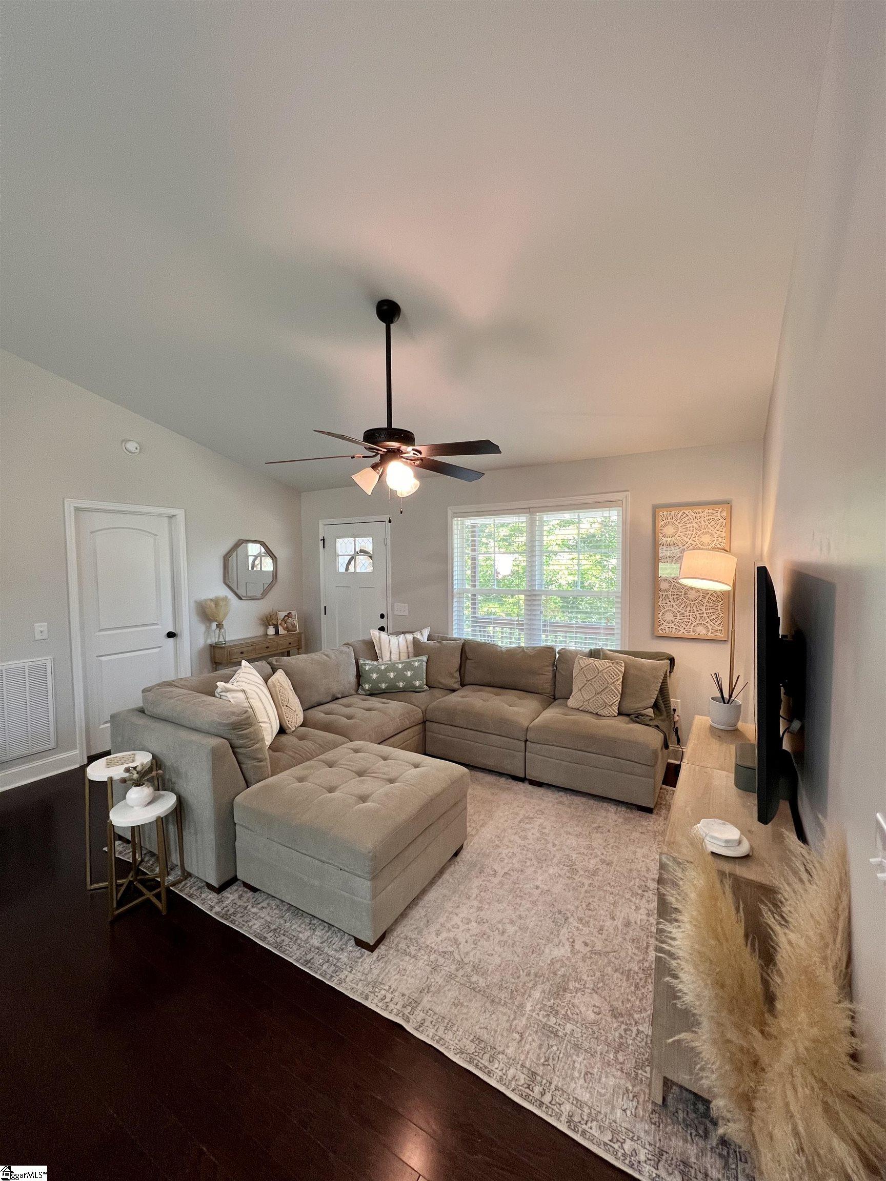 520 Secona Road Pickens, SC 29671 - Photo 4 of 36 Gallery Image 4