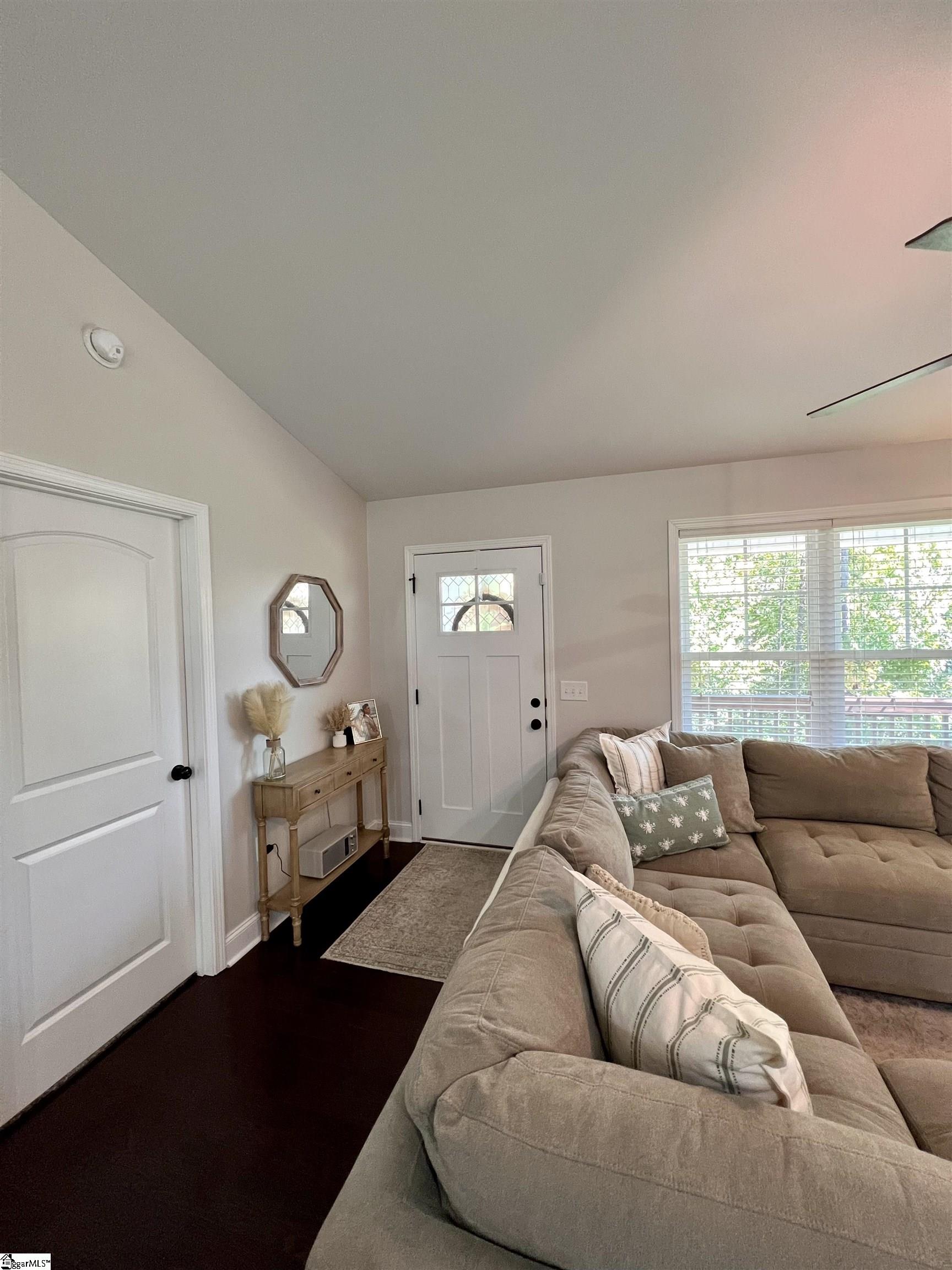 520 Secona Road Pickens, SC 29671 - Photo 5 of 36 Gallery Image 5
