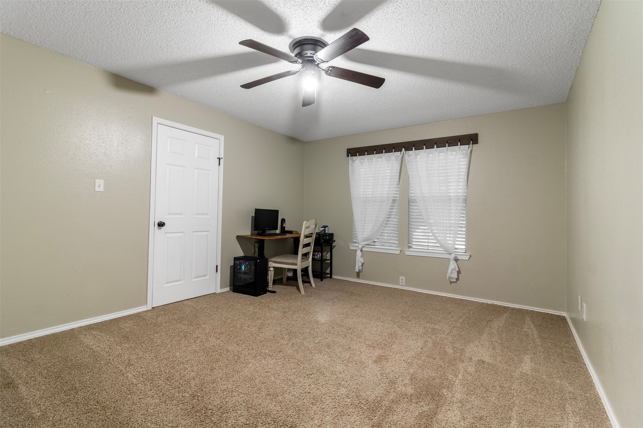 4303 Lost Lake Lane Spring, TX 77388 - Photo 14 of 25