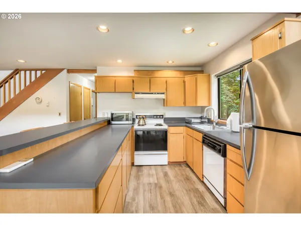 $675,000 | 78488 Highway 53, Nehalem, OR 97131