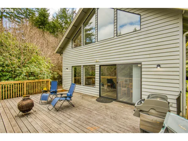 $675,000 | 78488 Highway 53, Nehalem, OR 97131