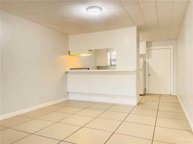 $995,000 | 1120 Valley View Drive, Weslaco, TX 78596