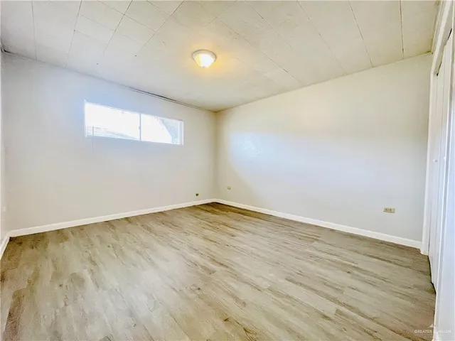 $995,000 | 1120 Valley View Drive, Weslaco, TX 78596