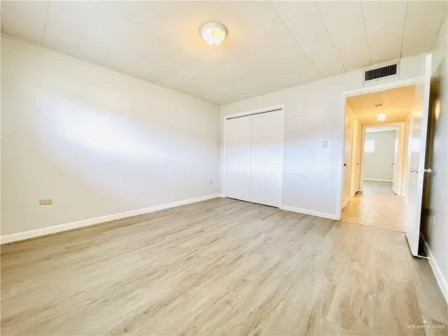 $995,000 | 1120 Valley View Drive, Weslaco, TX 78596