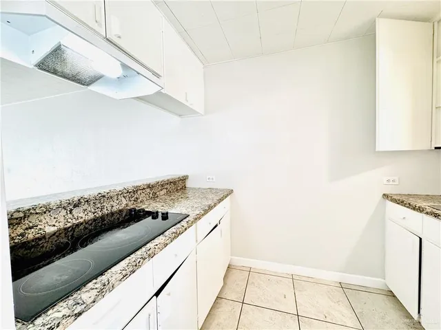 $995,000 | 1120 Valley View Drive, Weslaco, TX 78596