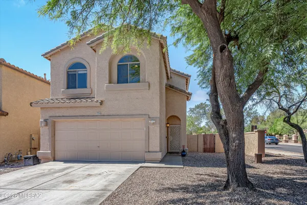 $335,000 | 334 East Camino Rancho Cielo, Sahuarita, AZ 85629