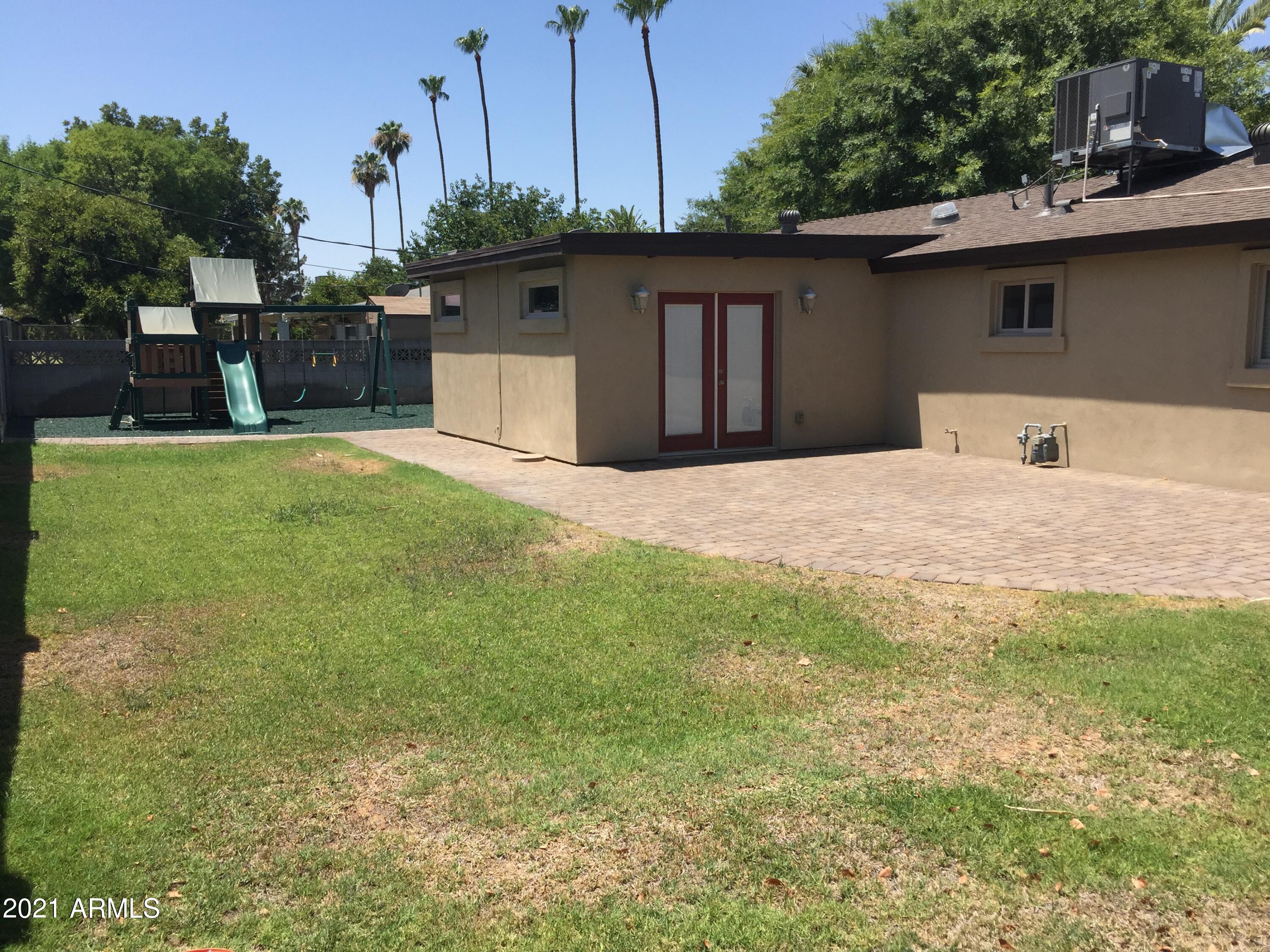 4229 North 34th Street Phoenix, AZ 85018 - Photo 21 of 23 back 1