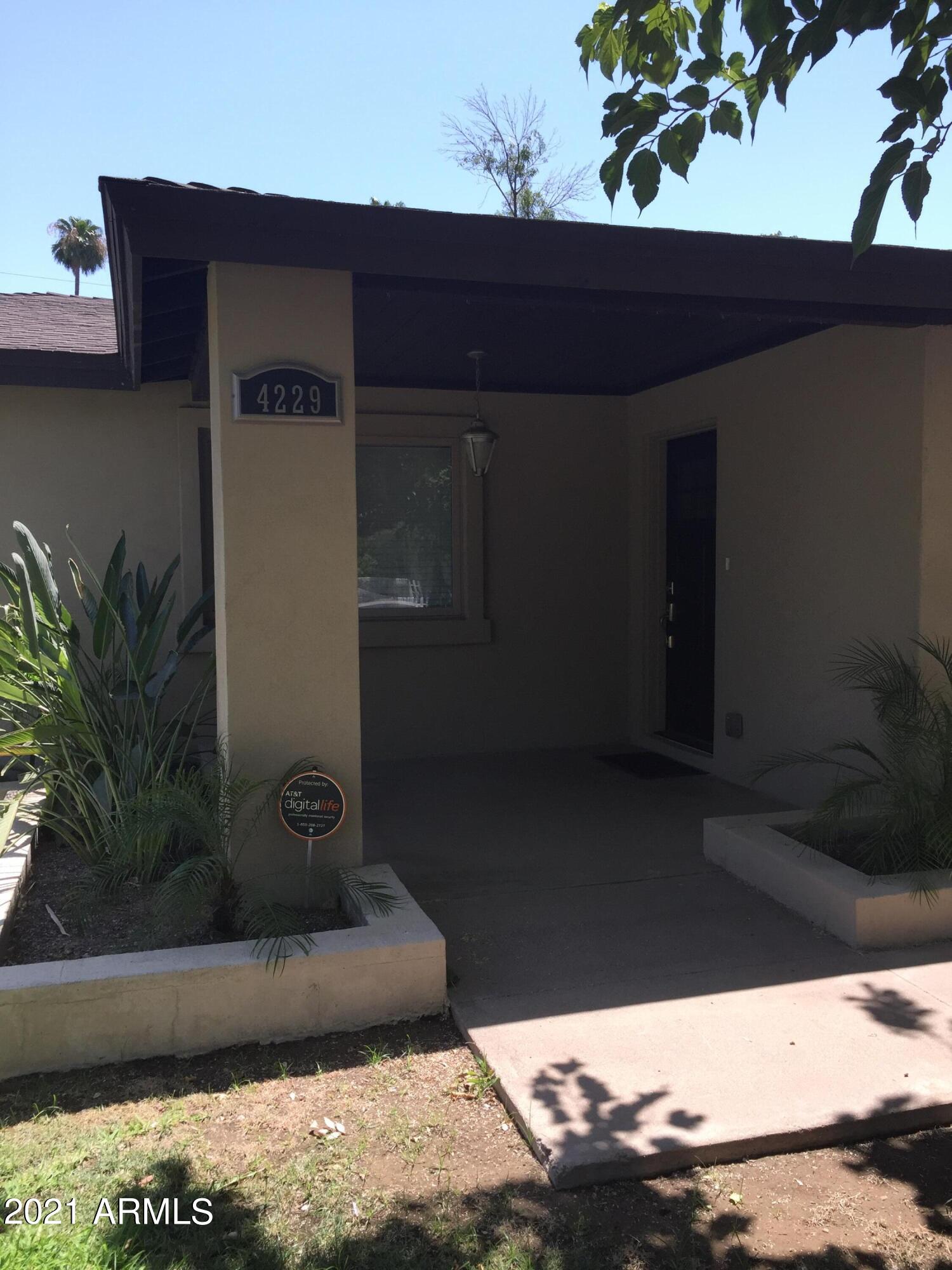 4229 North 34th Street Phoenix, AZ 85018 - Photo 3 of 23 front 3