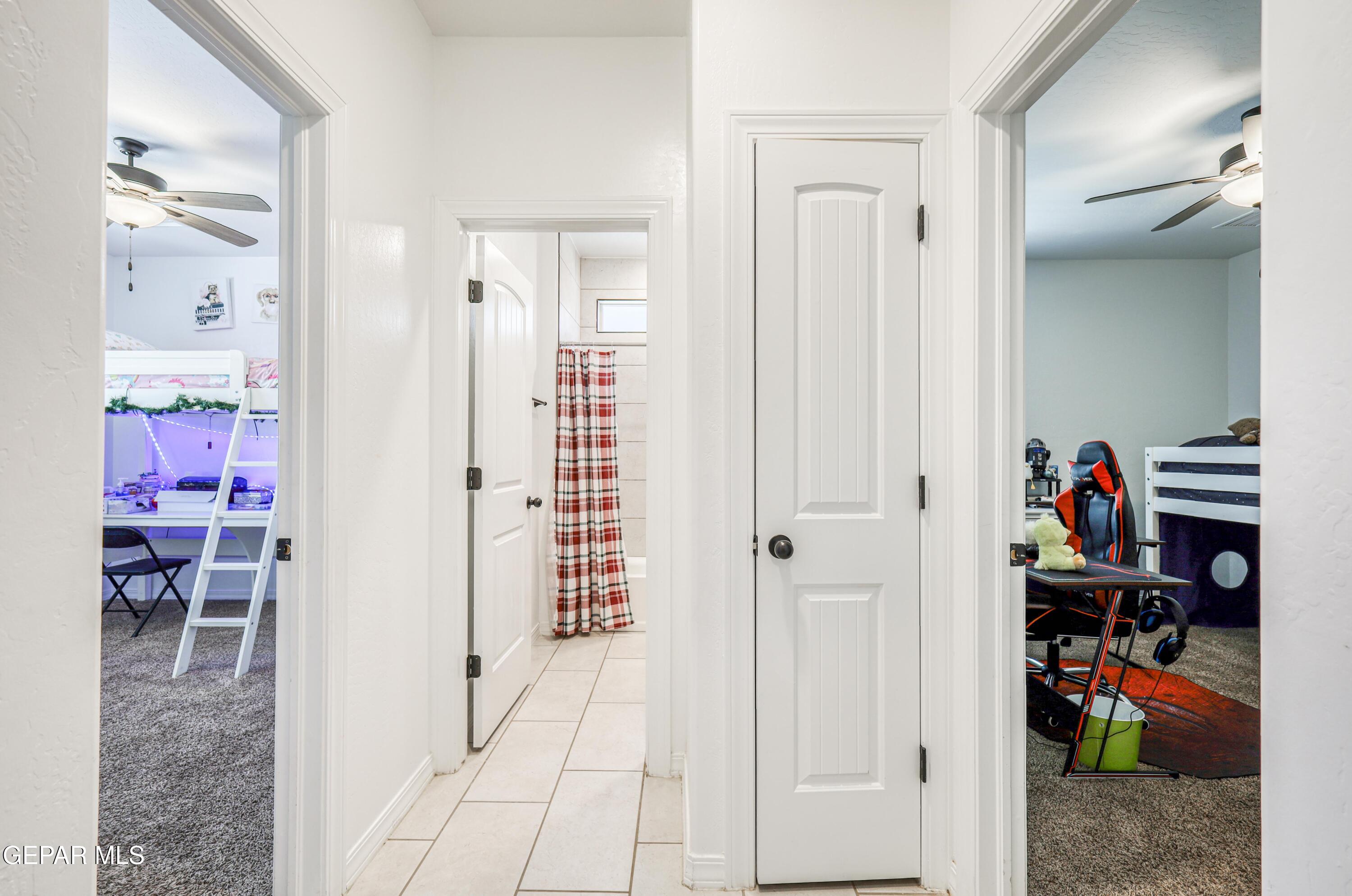 1811 Ritzy Lou Place El Paso, TX 79928 - Photo 21 of 55 IMG_0096_HDR