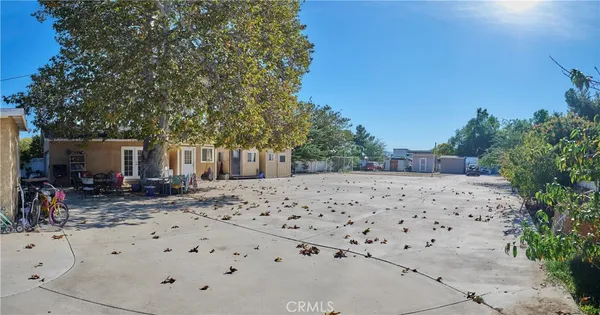 a view of outdoor space yard and patio