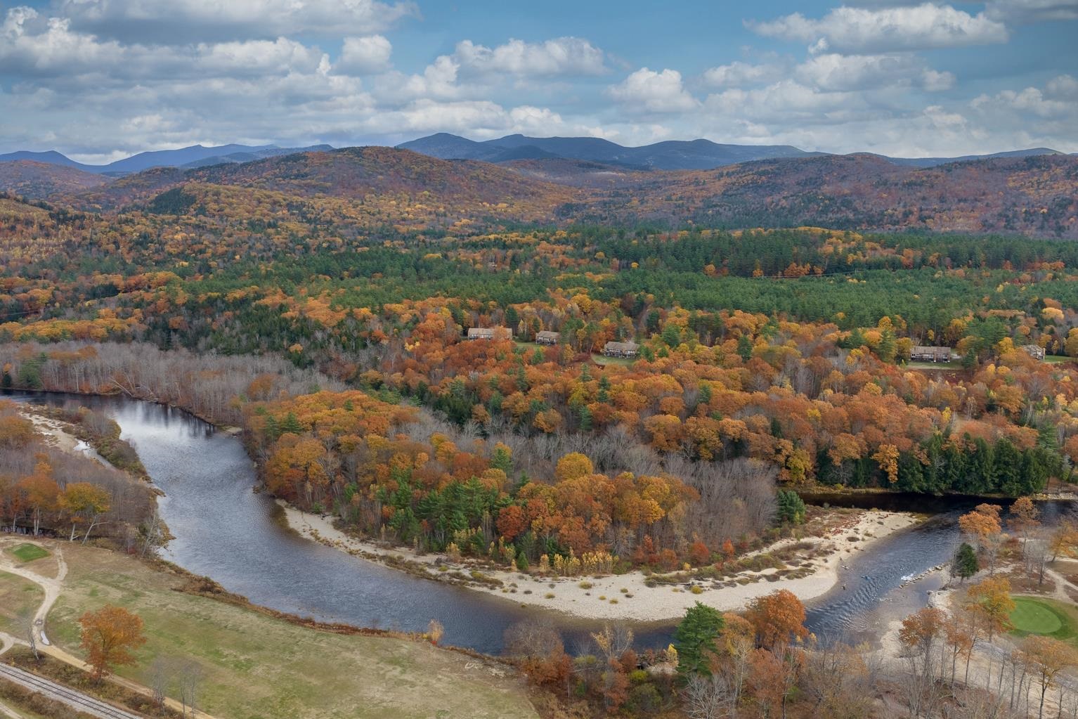 15 Tennis Lane, Unit B14 Thornton, NH 03285 - Photo 2 of 44