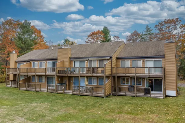 $320,000 | 15 Tennis Lane, Unit B14, Thornton, NH 03285