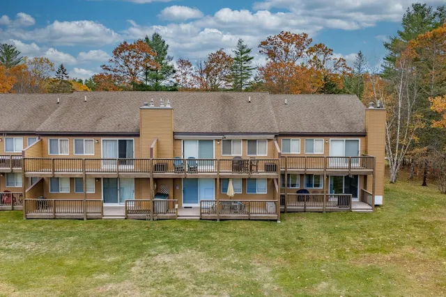 $320,000 | 15 Tennis Lane, Unit B14, Thornton, NH 03285