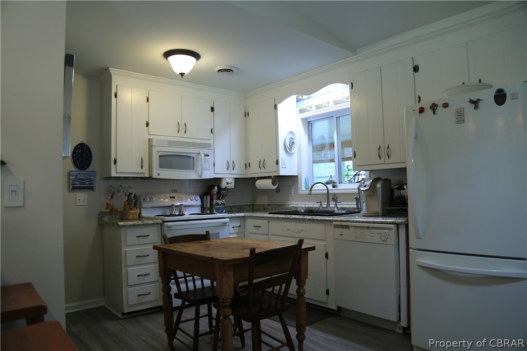 401 Sanders Landing Road North, VA 23128 - Photo 15 of 49