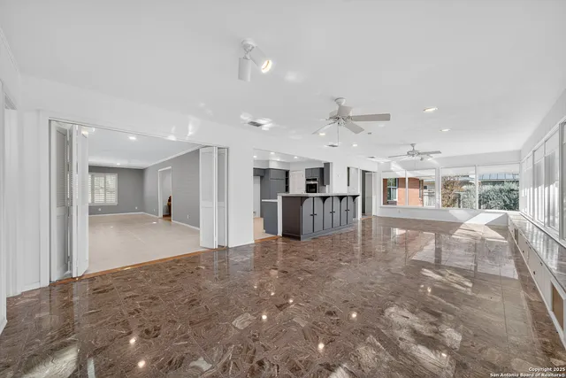 $475,000 | 120 Herweck Drive, Castle Hills, TX 78213