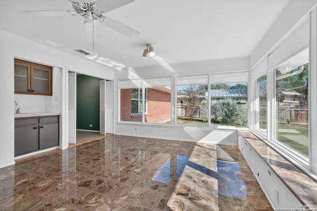 $475,000 | 120 Herweck Drive, Castle Hills, TX 78213