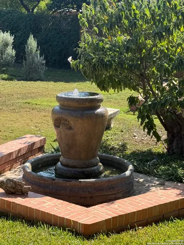 $475,000 | 120 Herweck Drive, Castle Hills, TX 78213