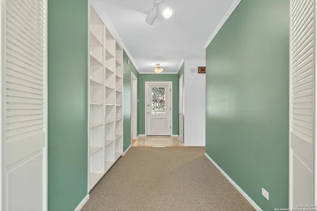 $475,000 | 120 Herweck Drive, Castle Hills, TX 78213