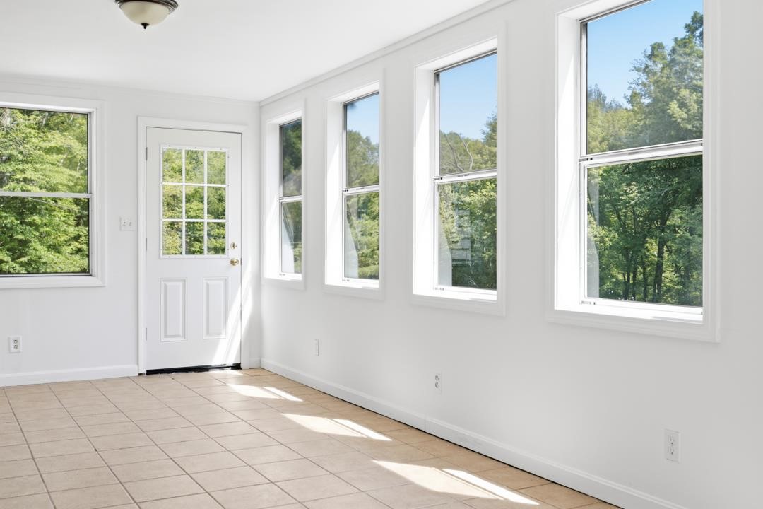 189 Woody Hill Road Hopkinton, RI 02832 - Photo 17 of 23