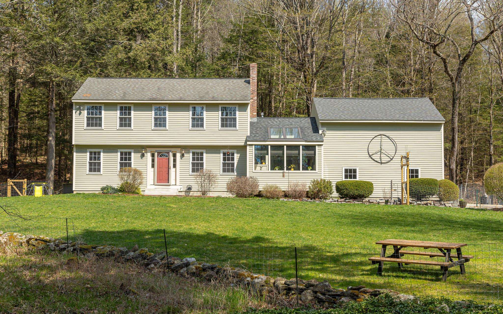 48 Dickinson Road Keene, NH 03431 - Photo 1 of 37