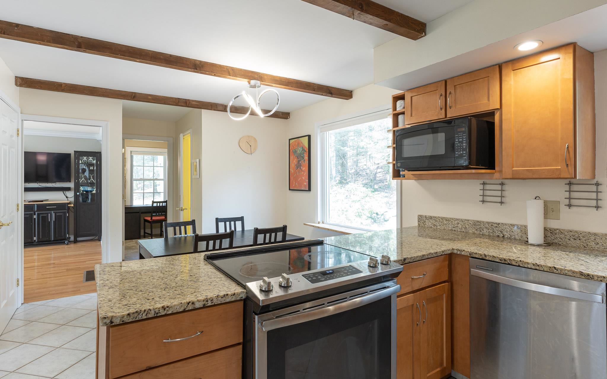 48 Dickinson Road Keene, NH 03431 - Photo 12 of 37