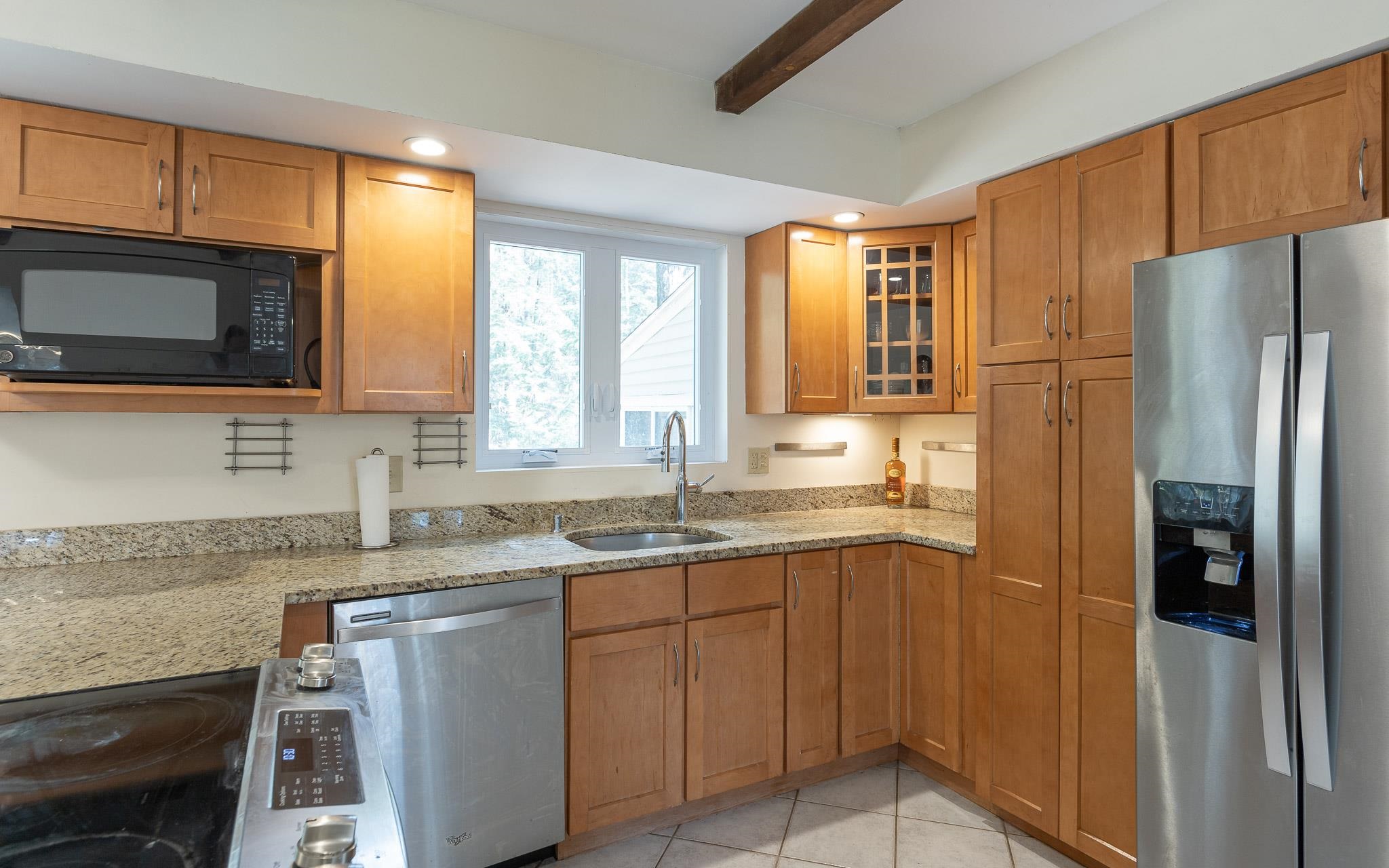 48 Dickinson Road Keene, NH 03431 - Photo 13 of 37