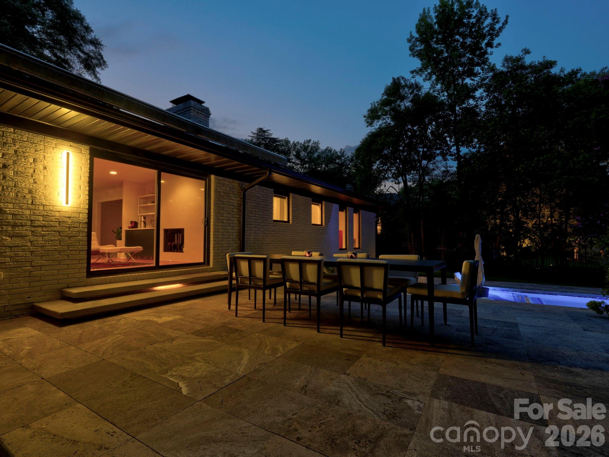 811 Lansdowne Road Charlotte, NC 28270 - Photo 43 of 48 Gallery Image 43
