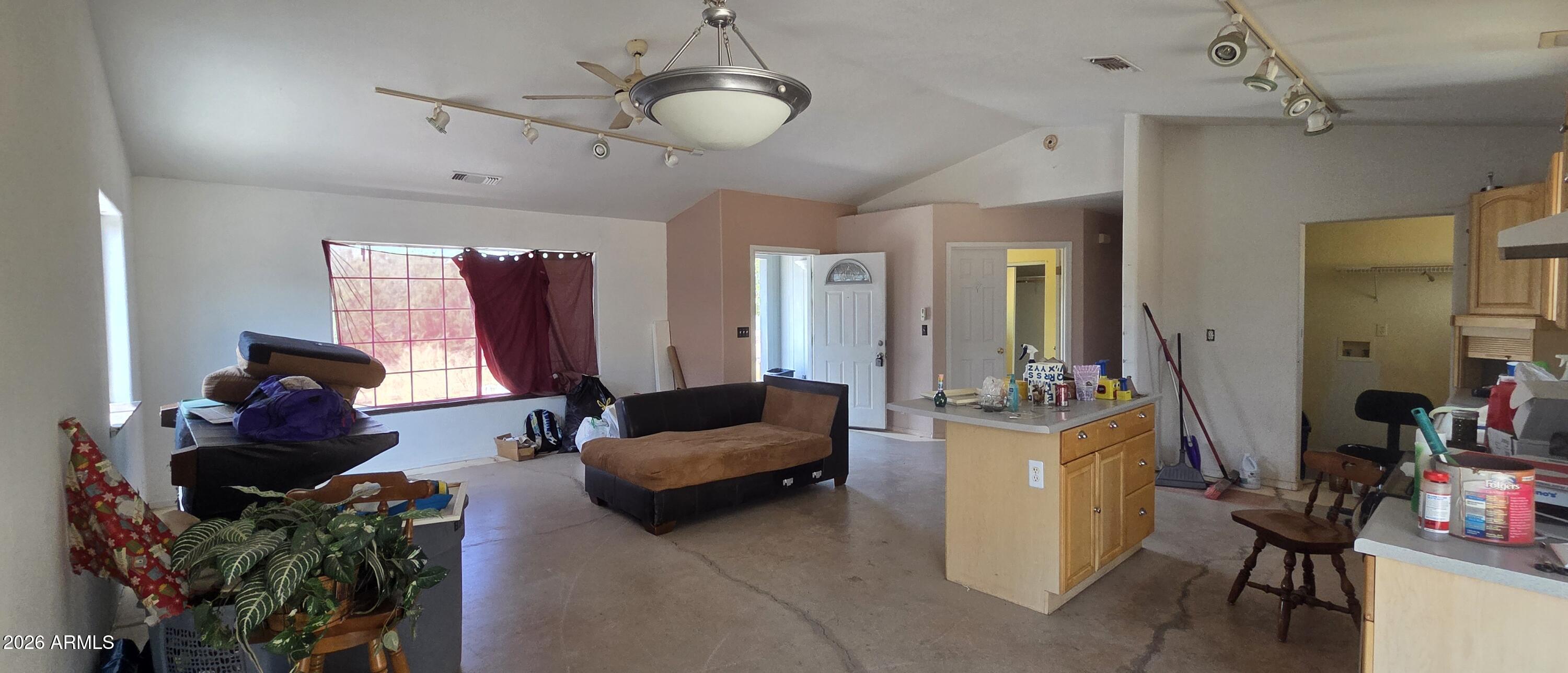 4805 East Cochise Drive Rimrock, AZ 86335 - Photo 4 of 31